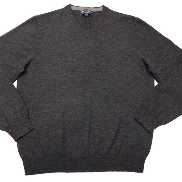 Davis & Squire 100% Extra Fine Merino Wool V-neck Sweater - Picture 2 of 8